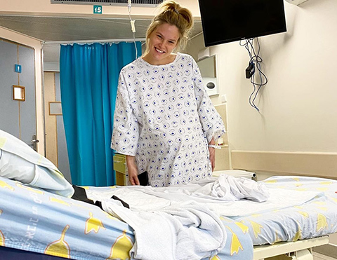 Bar Refaeli...3.5 YILDA 3. BEBEĞİNİ DOĞURDU!