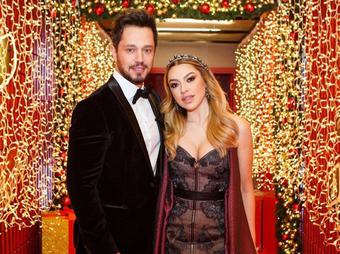 Hadise - Murat Boz...DEPREMZEDELERE 100'ER BİN TL BAĞIŞLADILAR!