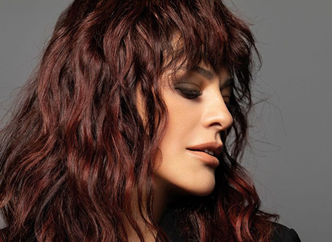 Reyhan Karaca...'AŞK TUTULMASI'NA YAKALANDI!