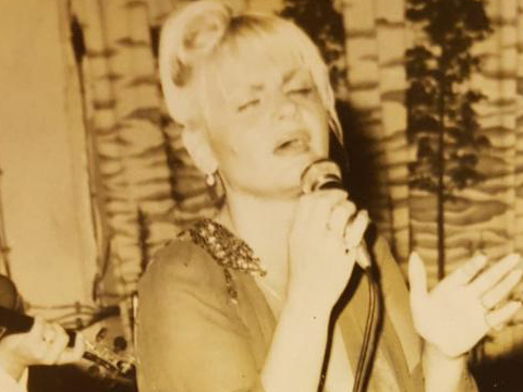 Gönül Alpay...GAZİNO GECELERİNDEN BİR YILDIZ DAHA KAYDI!