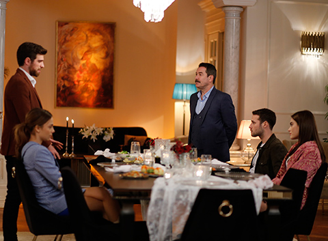 Zalim İstanbul...CEMRE, CENK VE NEDİM'İN KARDEŞ OLDUĞUNU ÖĞRENİR!