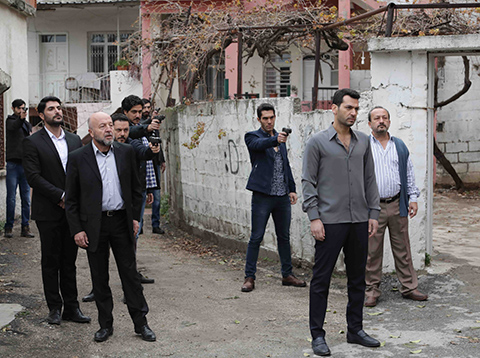 Ramo...“KARDEŞE KARŞI KARDEŞ!”