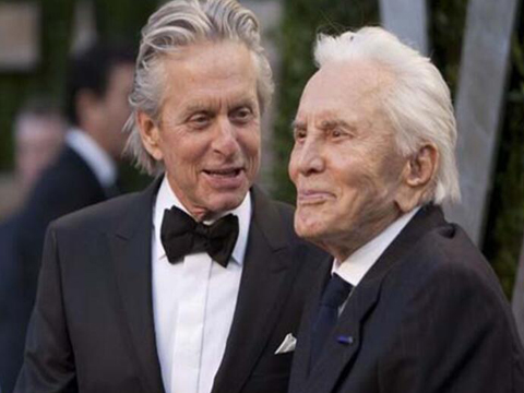 Kirk Douglas...DÜNYACA ÜNLÜ AKTÖR HAYATINI KAYBETTİ