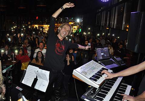 Soner Arıca...EGE'Yİ COŞTURDU!