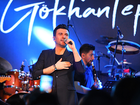 Gökhan Tepe...ŞARKILARIMI OĞLUM YAZDIRIYOR!