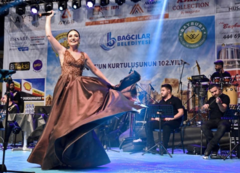 Sevcan Orhan... KURTULUŞ ŞEHİTLERİNİ YEMEN TÜRKÜSÜ İLE ANDI!