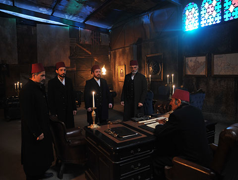 Payitaht Abdülhamid...ÇIKMAZ YOL!