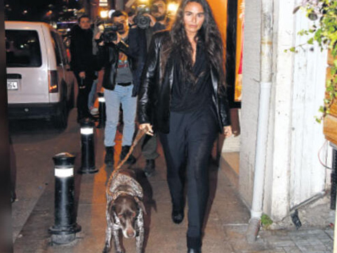 Eda Taşpınar..."ÇEKİRGE,PORTAKALLI GOFRET GİBİYDİ!"