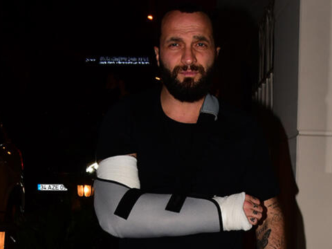 Berkay Şahin...KOLUNU KIRDI!