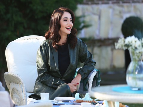 Öykü Gürman...'GEL DESE AŞK'IN SESİ OLDU!