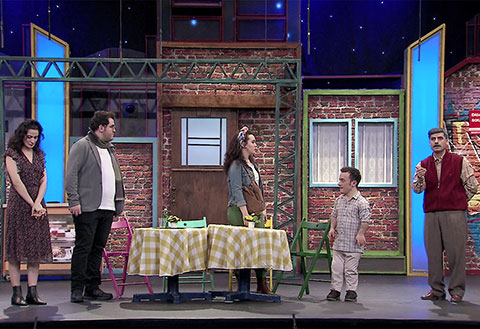 Çok Güzel Hareketler 2...DÜNYA EMEKÇİ KADINLAR GÜNÜ'NE ÖZEL SKEÇ!