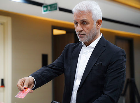 Yasak Elma...HALİT ESKİ GÜNLERİNE DÖNEBİLECEK Mİ?