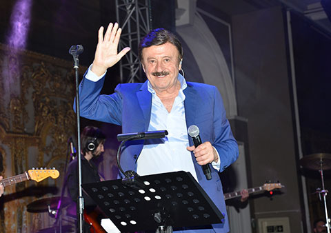 Selami Şahin...HANGİ ŞARKISINI KADINLARA ARMAĞAN ETTİ?