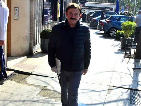 Selami Şahin...71 YAŞINDAKİ SANATÇI SUÇ İŞLİYOR!