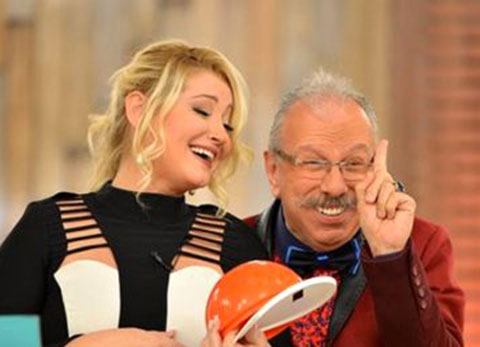 Zahide Yetiş'le..CORONAVİRÜS ARASI!