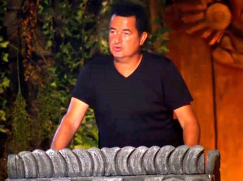 Acun Ilıcalı...TÜRKİYE'YE DÖNECEĞİ HABERLERİNE AÇIKLAMA YAPTI!