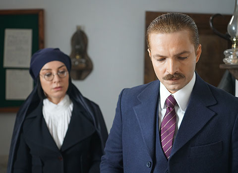 Ya İstiklal Ya Ölüm...MECLİS'İ AÇMAK İÇİN OMUZ OMUZA!