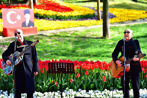 Mazhar - Fuat...GÜLHANE KONSERİNE TATSIZ HABERİ VERDİLER!