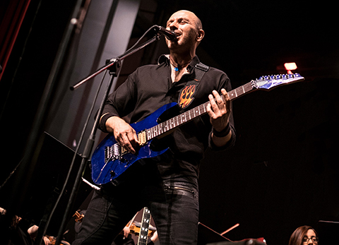 Demir Demirkan...KARANTİNADAN 'DELİ HAYALLER' ÇIKTI!