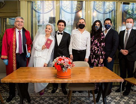 Didem Balçın...CANLI YAYINDA EVLENDİ!