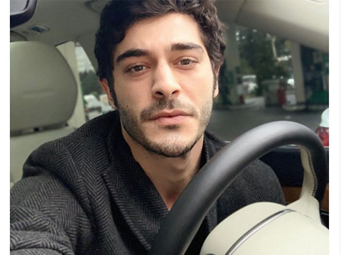 Burak Deniz...TRAFİK KAZASI YAPTI, EHLİYETİNE EL KONULDU!