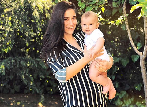 Hazal Kaya Atay...OĞLUNUN YÜZÜNÜ GÖSTERDİ!