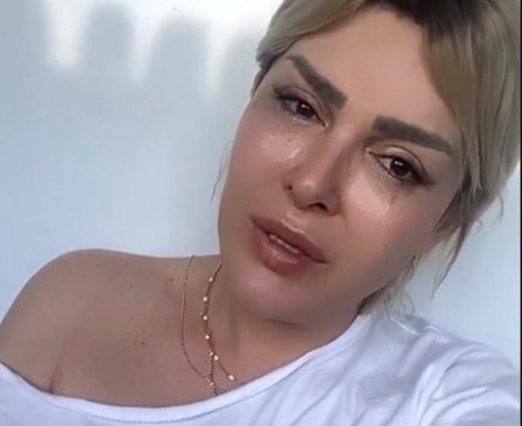 Selin Çiğerci Çıra...CANLI YAYINDA CİNSEL ORGAN ŞOKU!