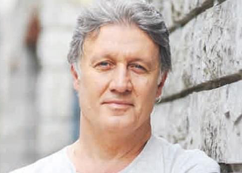 Burhan Şeşen...'ACİL ÖNLEM PAKETİ'NDE MÜZİK YOK!'