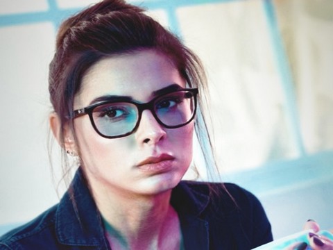 Nesrin Ünal / Beni Unutma...CENK EREN'E KORONA ÇALIMI!..