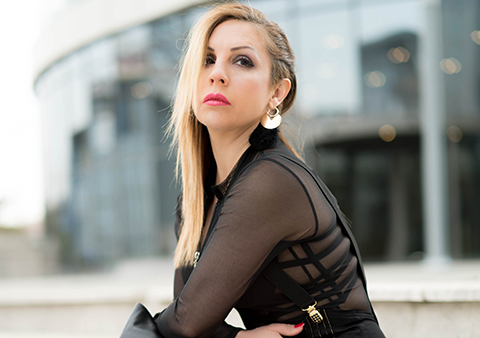 Zeynep Dizdar... YENİ SİNGLE "KÖR KURŞUN"!