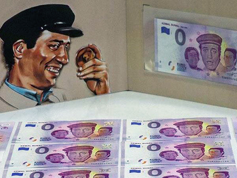 Kemal Sunal... ANISINA HATIRA PARA BASILDI!