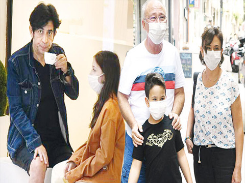 Altan Erkekli - Okan Bayülgen...İKİ TİYATROCU İKİ FARKLI BAKIŞ