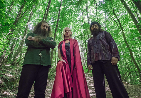 Ömür Gedik... İRANLI MİSTİK ROCK GURUBU İLE 'LEYLİM LEY' COVERI!