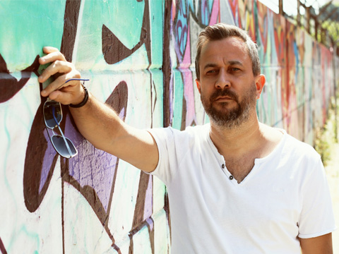 Mutlu Arı... 'EFSANE BABALARA HEDİYEM OLSUN!'