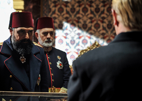 Payitaht Abdülhamid... PROFESYONEL SUİKASTÇI!