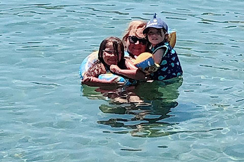 Almula Merter Churm... HASRET BİTTİ, TÜRKİYE'DE TATİLDE!