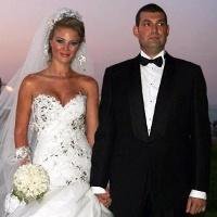 Fatoş Seğmen... DÜNYAEVİNE GİRDİ!