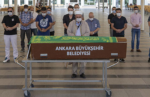 Jale Aylanç... SON YOLCULUĞUNA UĞURLANDI!