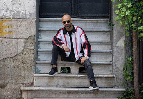 Murat Evgin... ALBÜMÜ 3 KITADA YAYINDA!