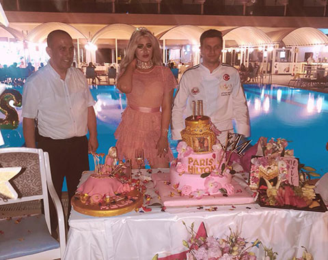 Melisa Özmen... 'PARİS HİLTON' PASTALI MUHTEŞEM DOĞUM GÜNÜ!