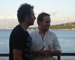 Mustafa Ceceli... "LİMON ÇİÇEKLERİ" KLİPLENDİ!