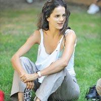 Tuğçe Kazaz... KASLARI ERİYOR!