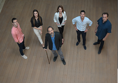 Hekimoğlu... SAĞLIK ÇALIŞANLARINA SAYGI DURUŞU!