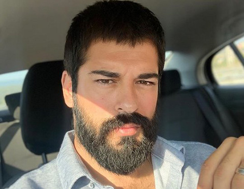 Burak Özçivit... DİZİ BİTTİ, SAÇLAR GİTTİ!