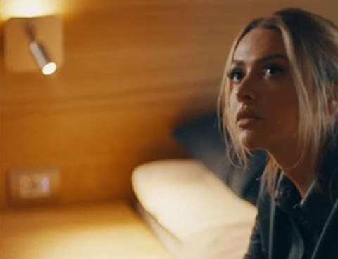 Hadise...YOUTUBE TREND VİDEOLARIN 1 NUMARASI OLDU