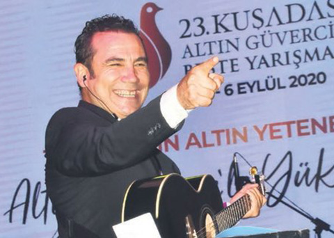 Ferhat Göçer... 20 YIL SONRA AYNI SAHNEDE, ASKERLİK ANISI EFSANE!