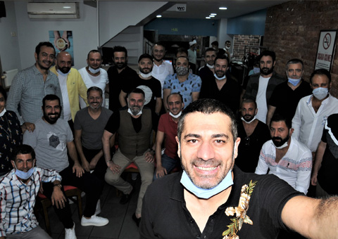 Yağız... YENİ ŞARKILARINI RADYO PROGRAMCILARINA DİNLETTİ!