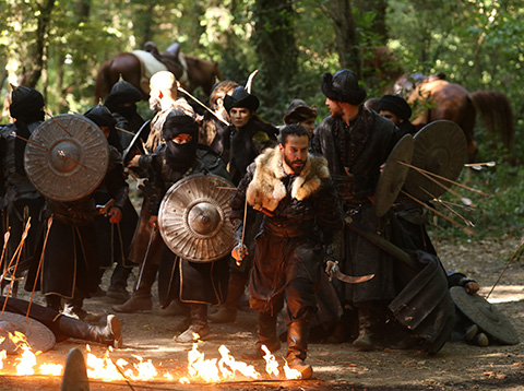 Uyanış: Büyük Selçuklu... SENCER VE TAPAR TUZAKTA!