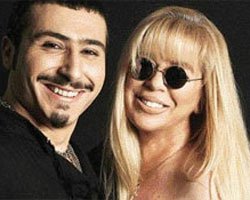 Zerrin Özer-Seydi Murat... "BU ALBÜM AŞKLA YAPILDI"!