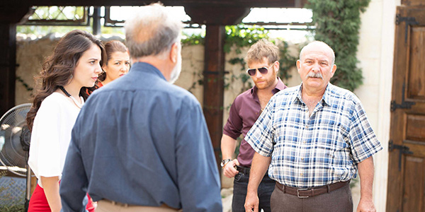 Maria ile Mustafa...İKİ AİLE YENİDEN KARŞI KARŞIYA!